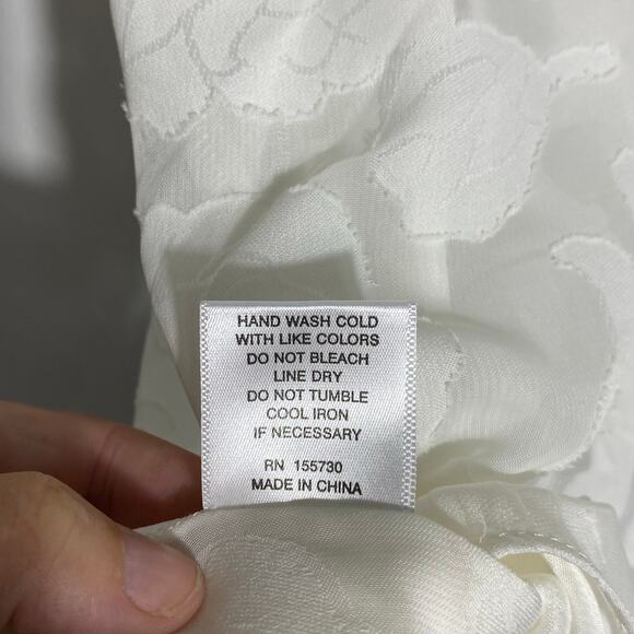 White NWT Semi Sheer Floral Ruffle Sleeve Blouse Top SZ XL Casual‎ Office Boho - Picture 8 of 8